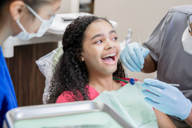 Best Emergency Dental Care for Broken or Chipped Teeth in Oyster Creek, TX