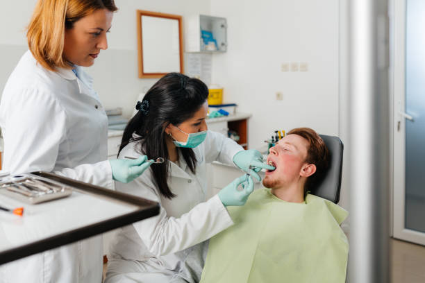 Best Cosmetic Emergency Dentistry in Oyster Creek, TX